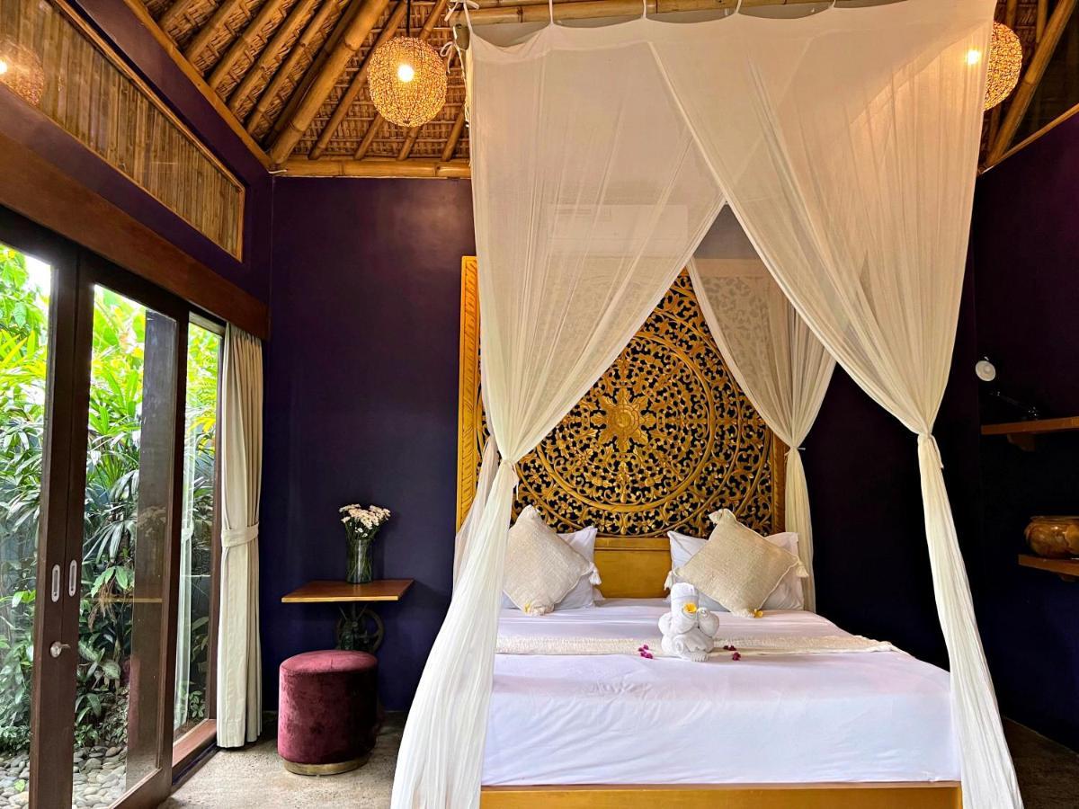 Couette-café Joyously Raw - Free Upgrade Subject To Availability