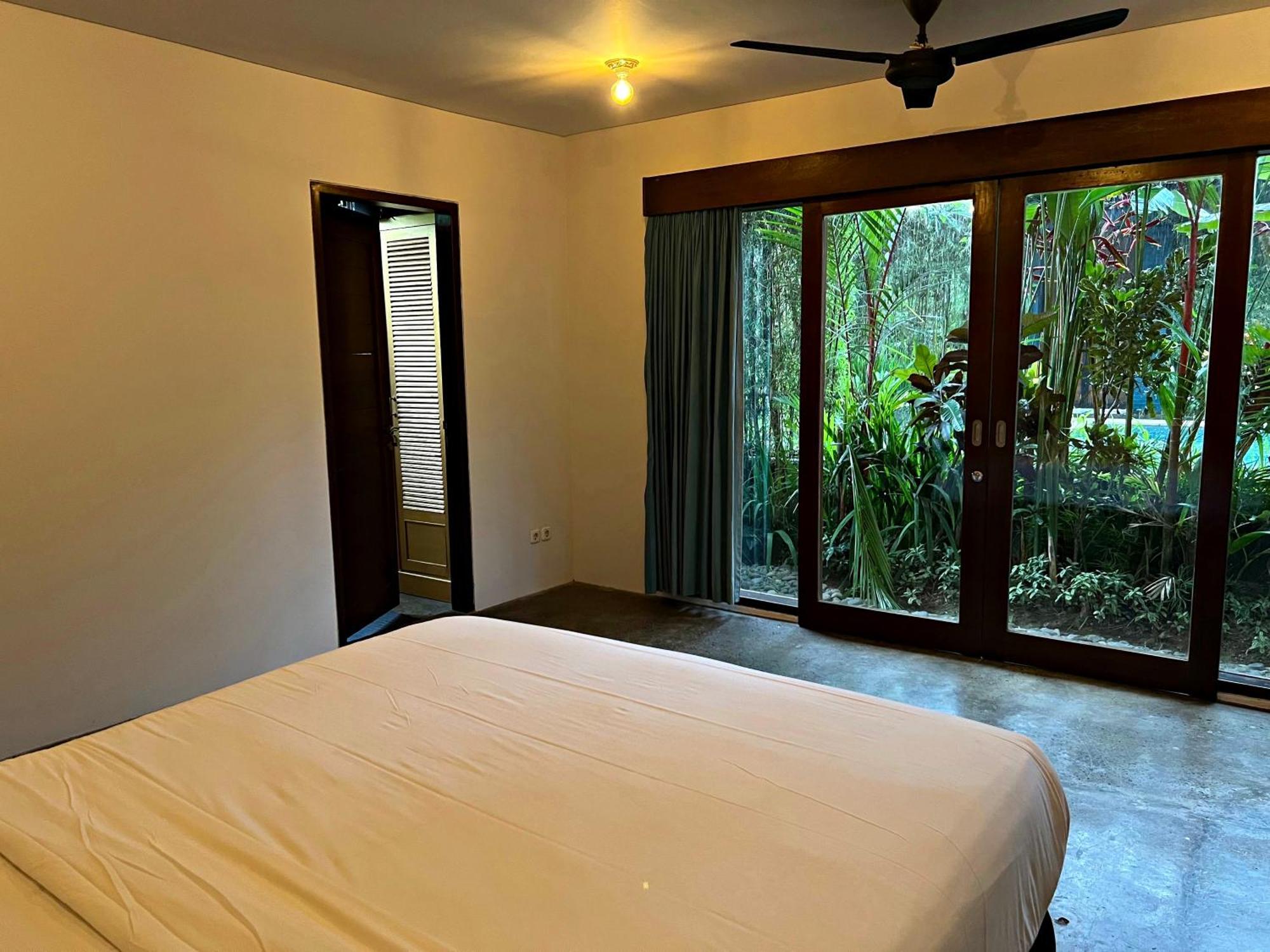 Joyously Raw - Free Upgrade Subject To Availability * Ubud