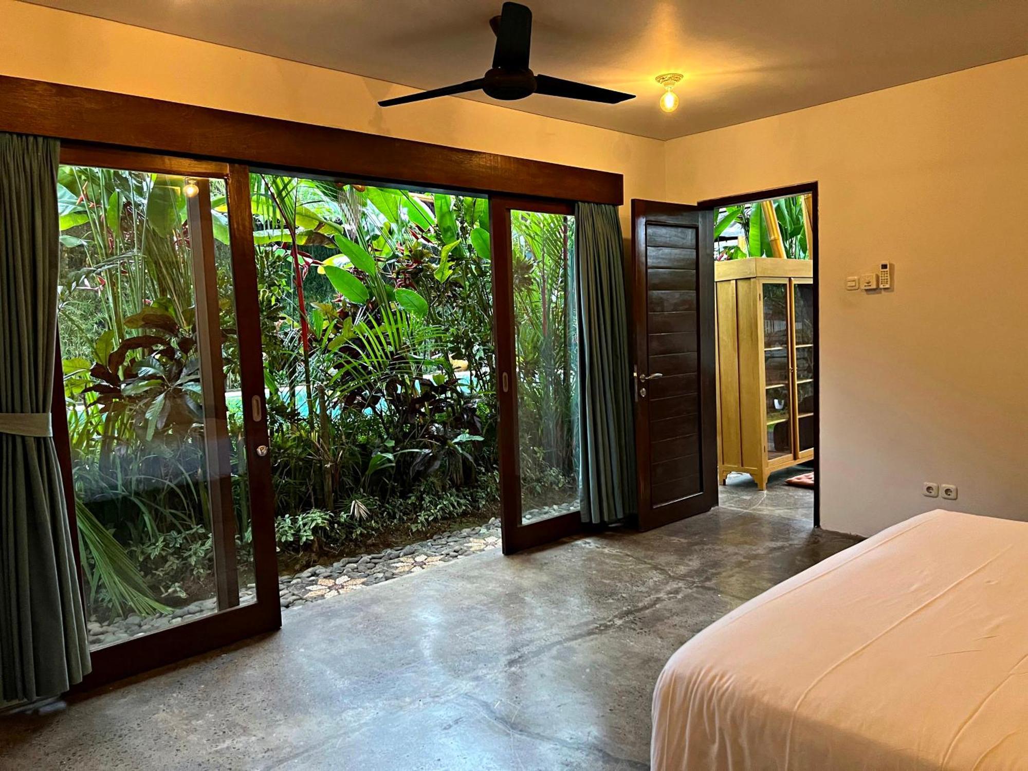 Joyously Raw - Free Upgrade Subject To Availability Bed & Breakfast Ubud